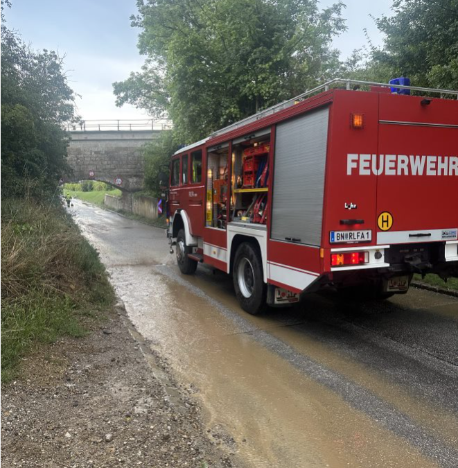 PKW Bergung und Unwetter Einsatz